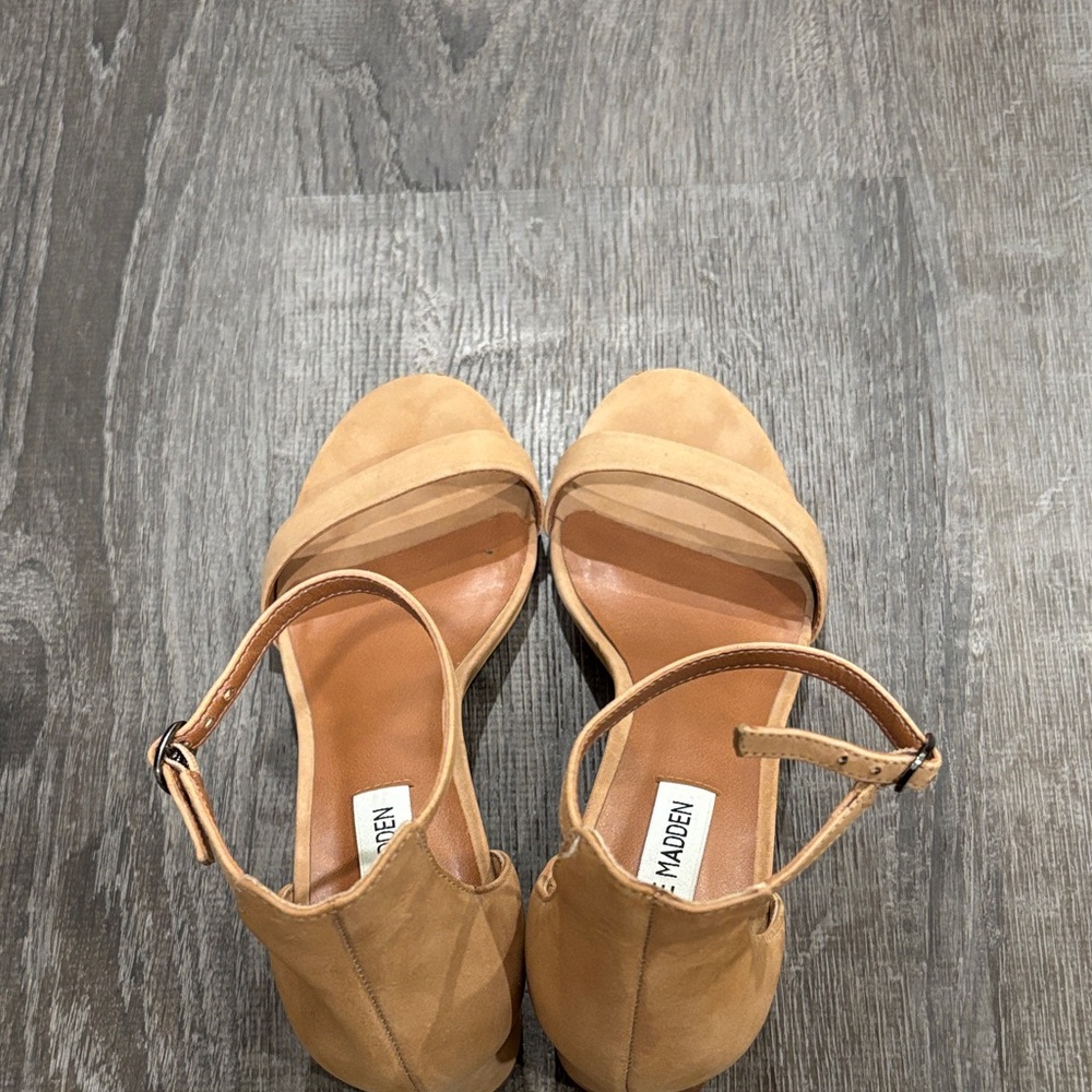 Steve Madden Irenee Nude Heels Size 8.5